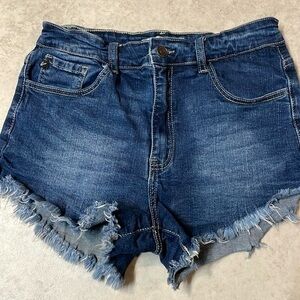 KanCan Women’s/juniors dark indigo denim high rise shorts. Size 9